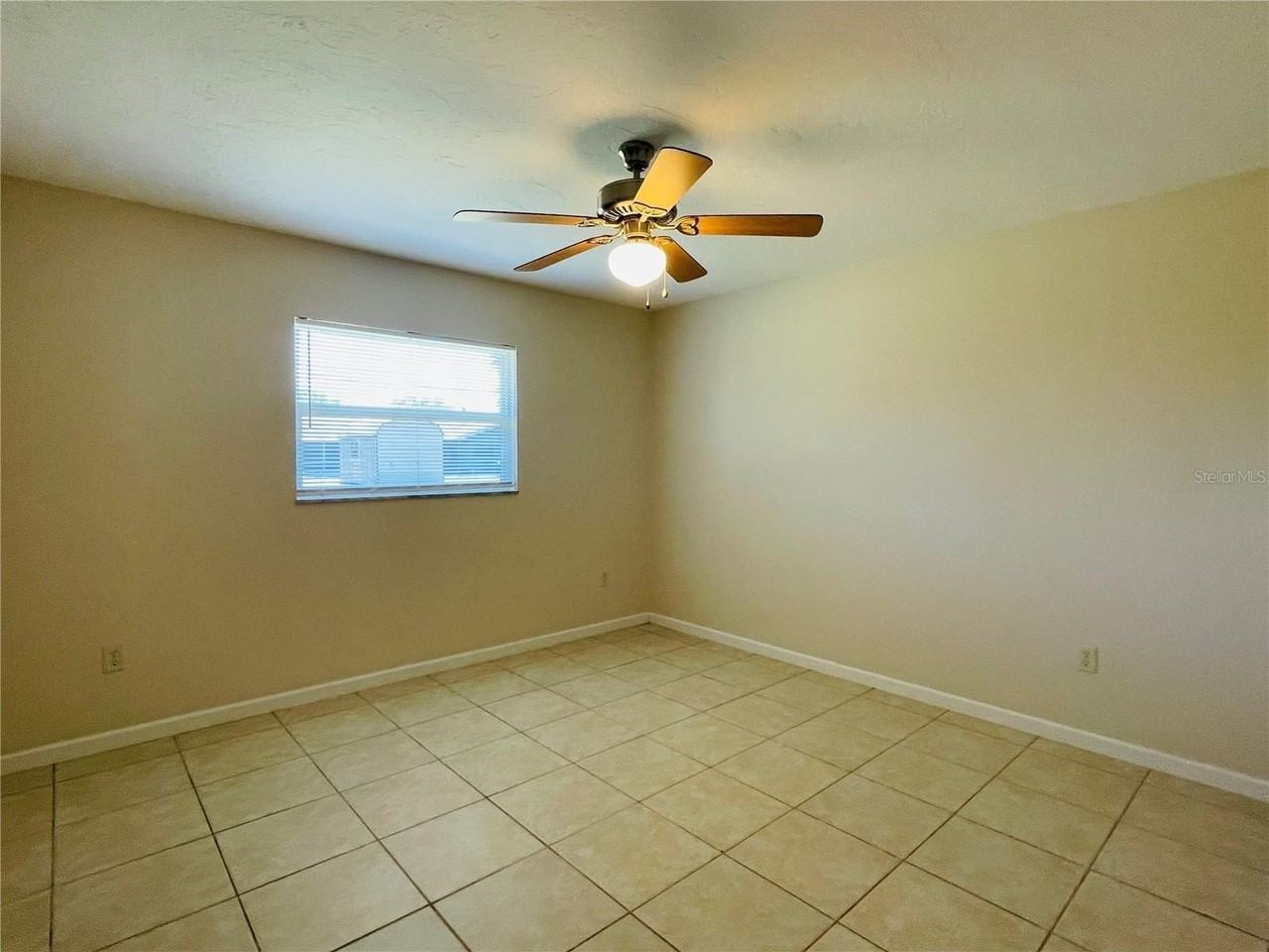 1506 Dewitt St - Photo 6 of 13