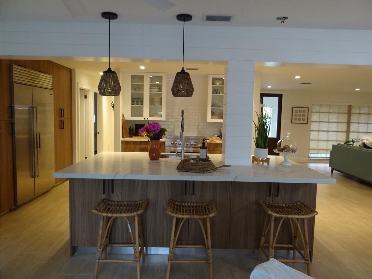 470 Bal Harbor Blvd - Photo 4 of 24