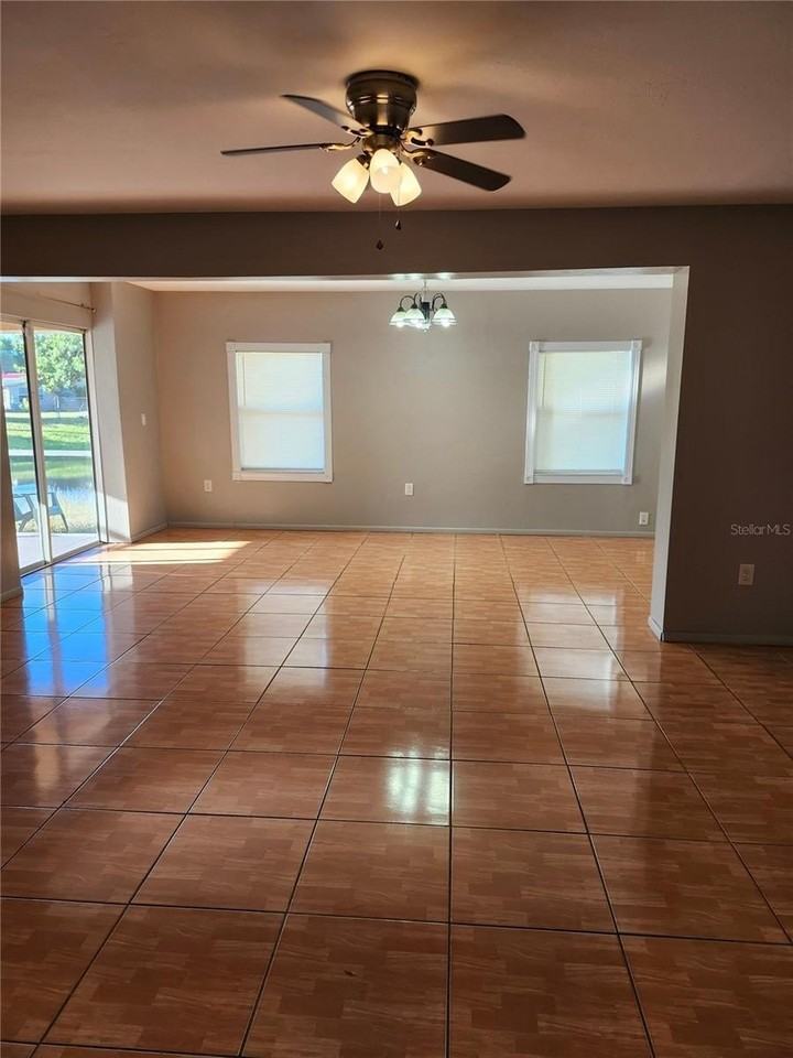 2220 Birchcrest Blvd - Photo 2 of 14