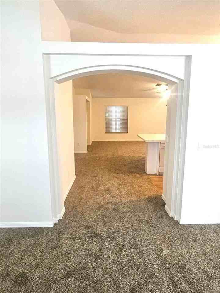 25173 Mercedes Dr - Photo 4 of 30