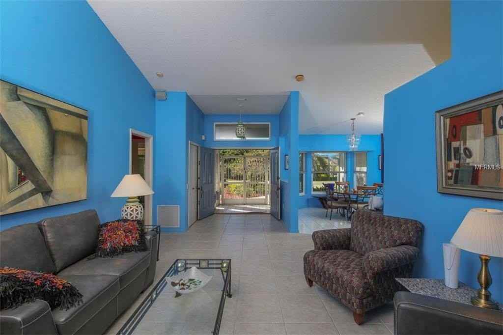 22 Mariner Ln - Photo 4 of 25