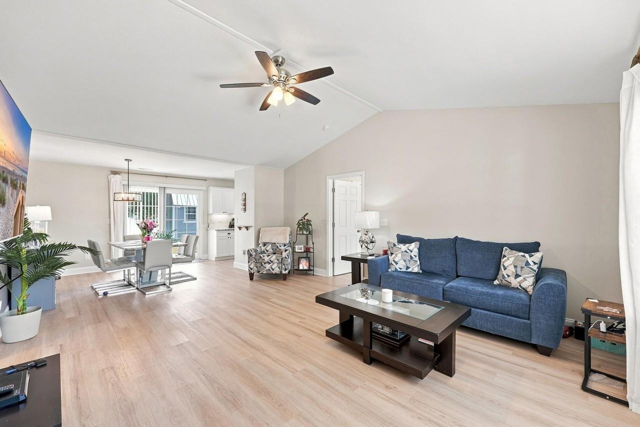 1005 Macala Dr - Photo 4 of 20