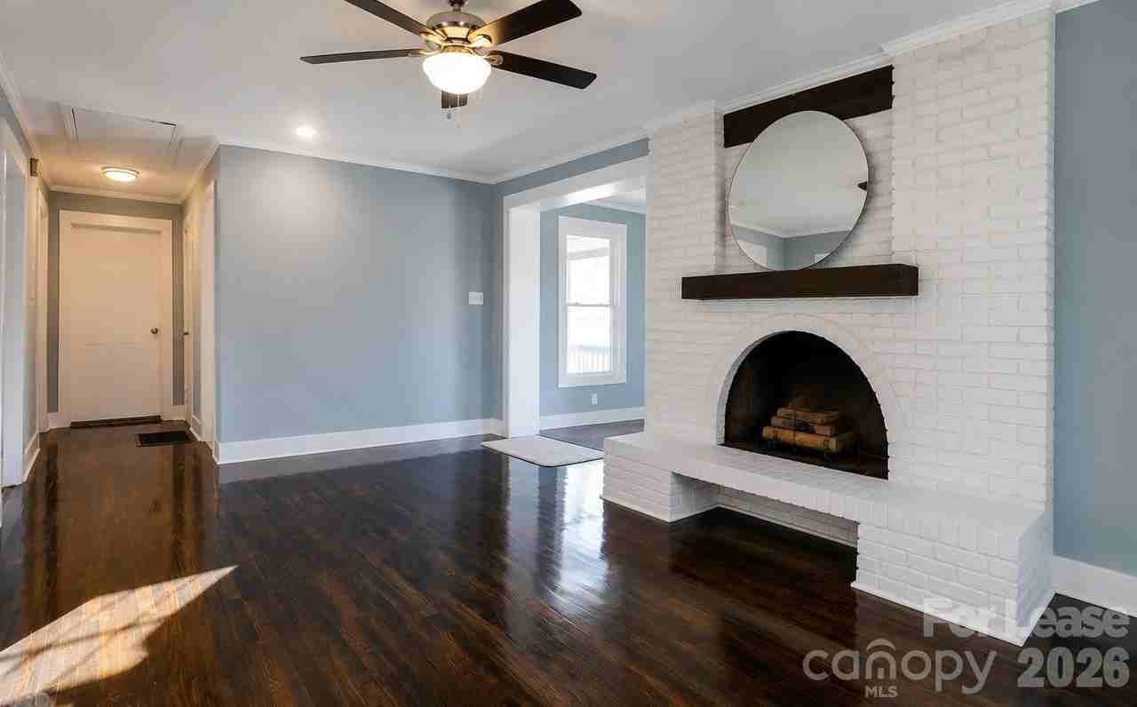803 Katherine Ave - Photo 2 of 18