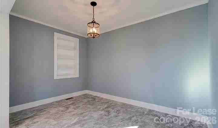 803 Katherine Ave - Photo 7 of 18