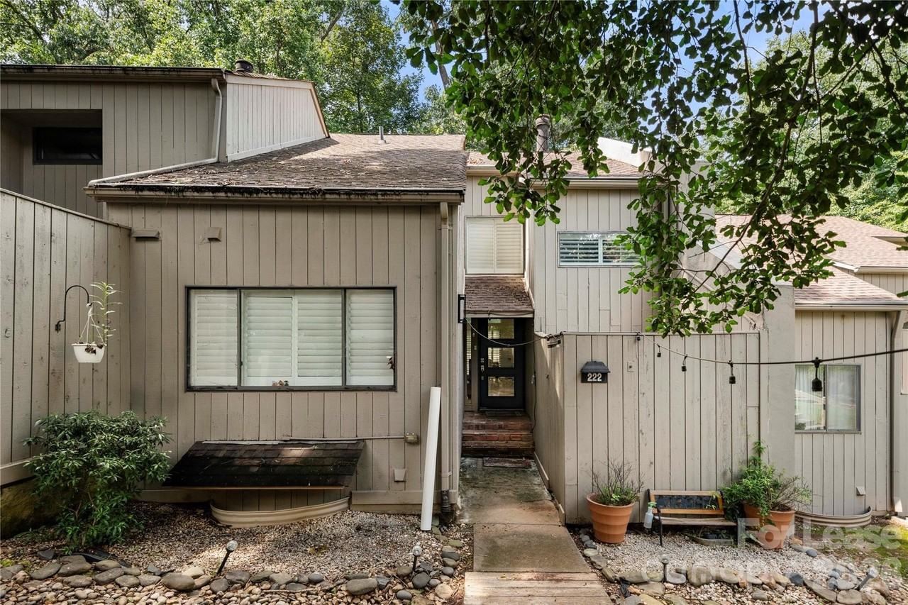 222 Riverview Ter - Photo 2 of 43