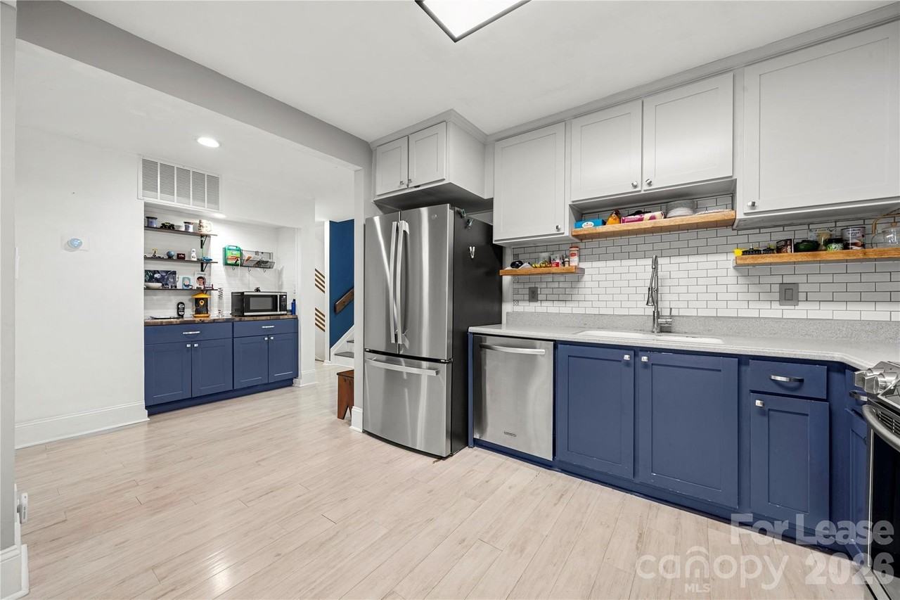 222 Riverview Ter - Photo 7 of 43