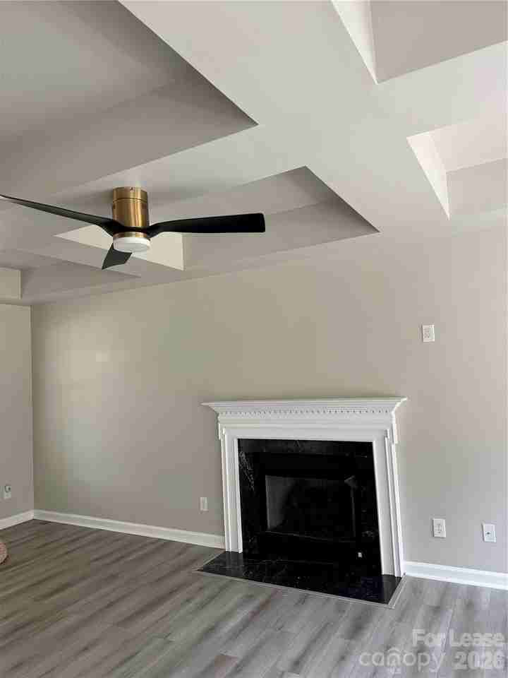 12320 Old Prairie Rd - Photo 6 of 26