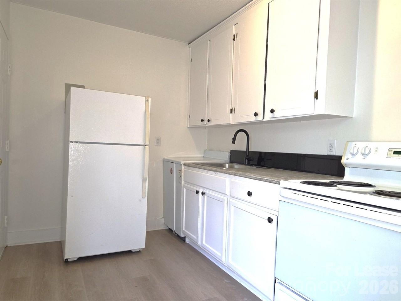 2835 Willow St #1 - Photo 3 of 9