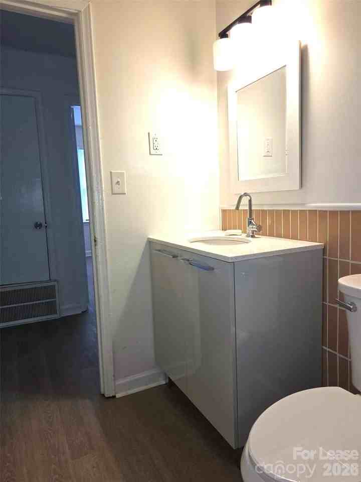 2835 Willow St #1 - Photo 7 of 9