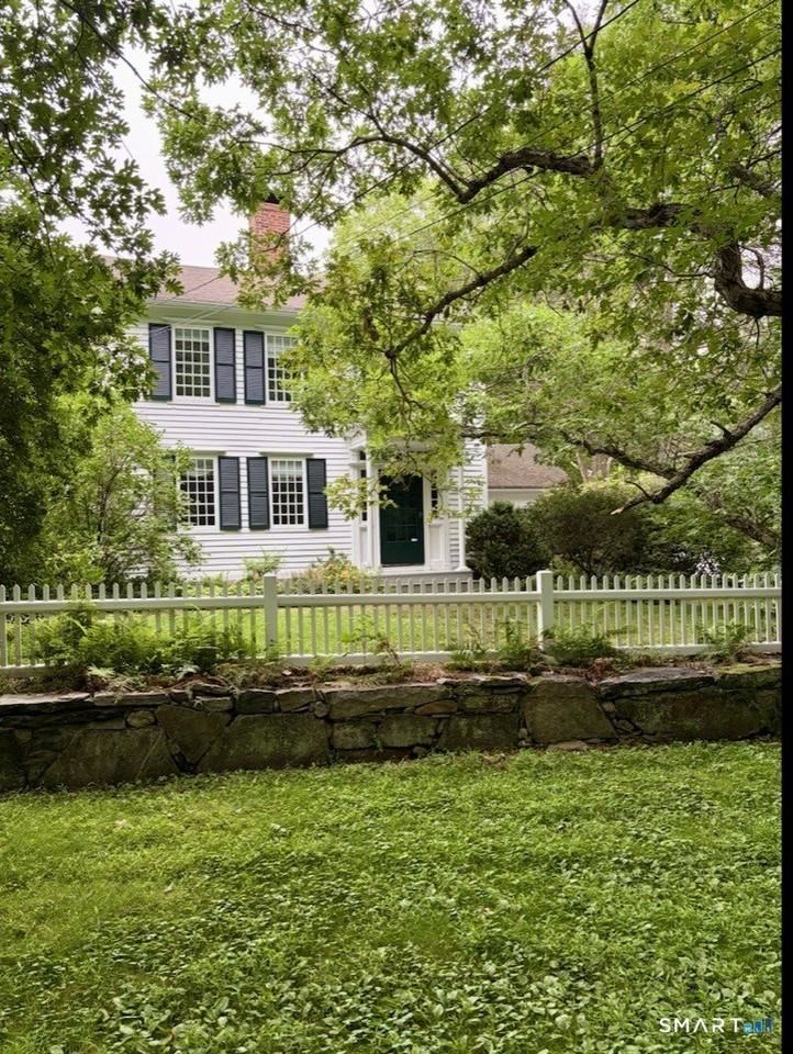 320 Valley Rd - Photo 3 of 25