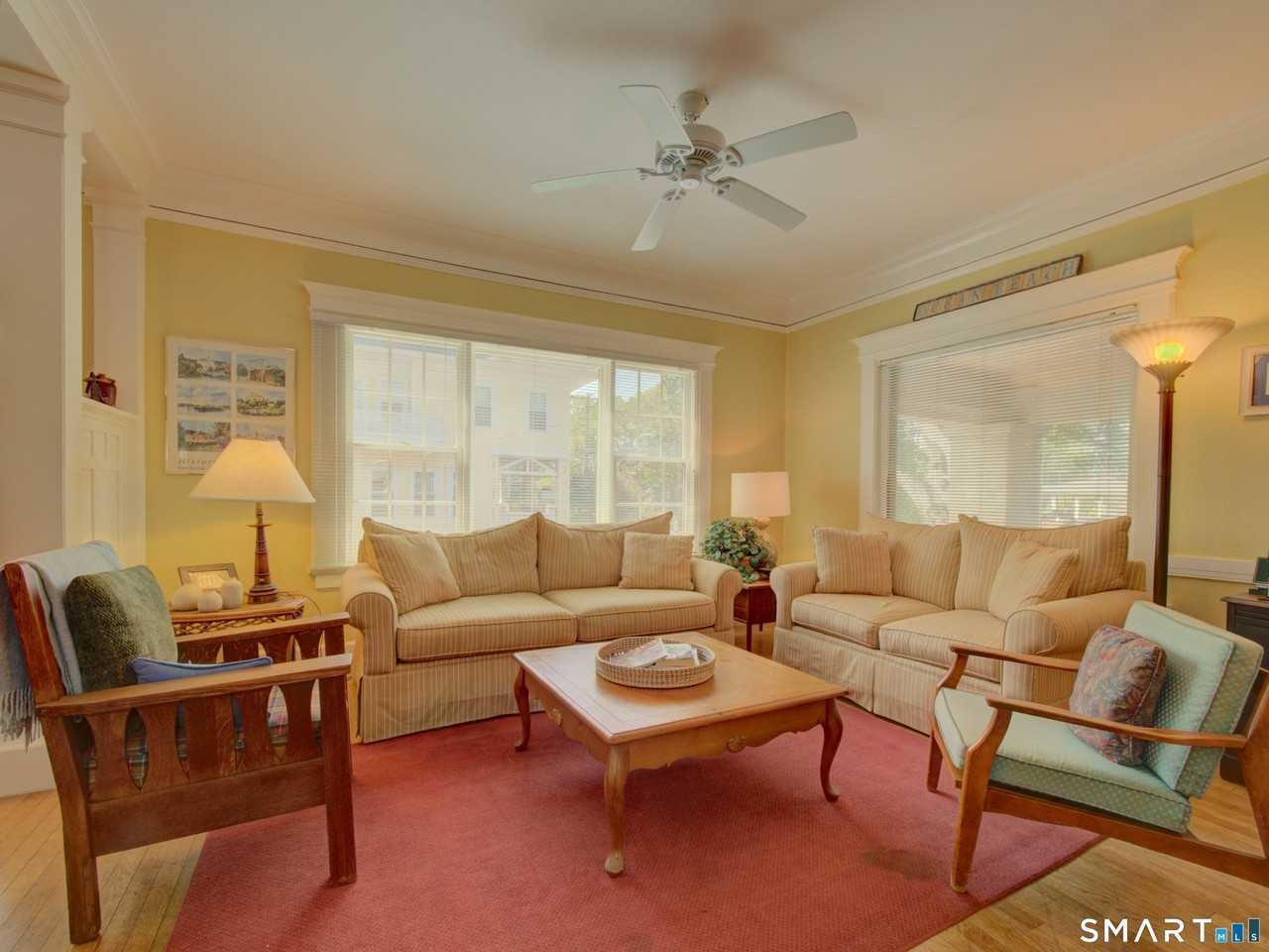 1164 Ocean Ave - Photo 6 of 34