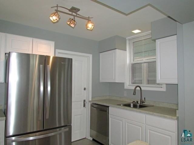 1820 John Ave - Photo 5 of 12