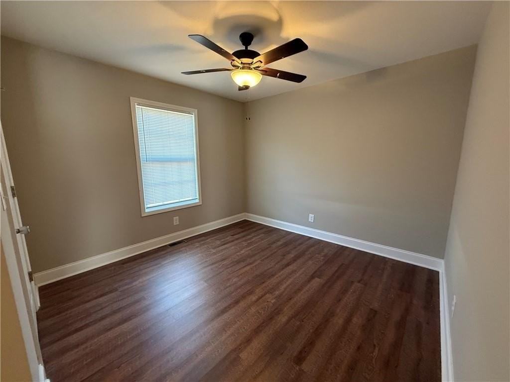 5915 Maiden Ln - Photo 7 of 9