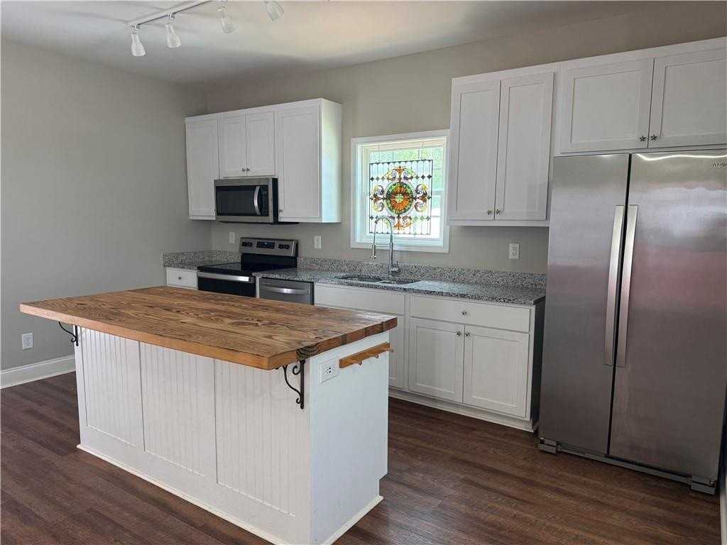 618 Liberty Overlook Dr Ne - Photo 3 of 11