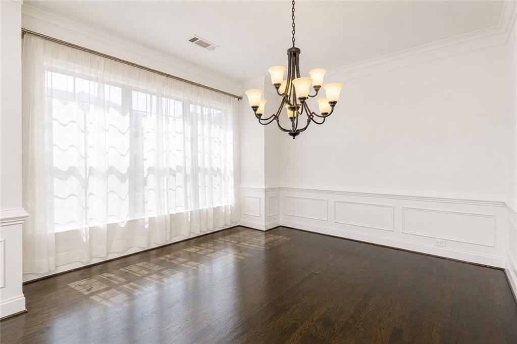 9034 Woodland Trl - Photo 4 of 29