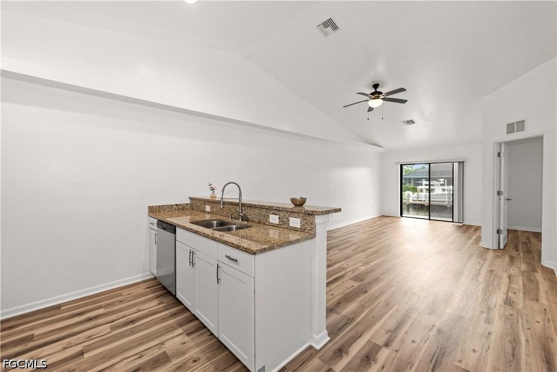 3520 Sw 17th Ave - Photo 4 of 31