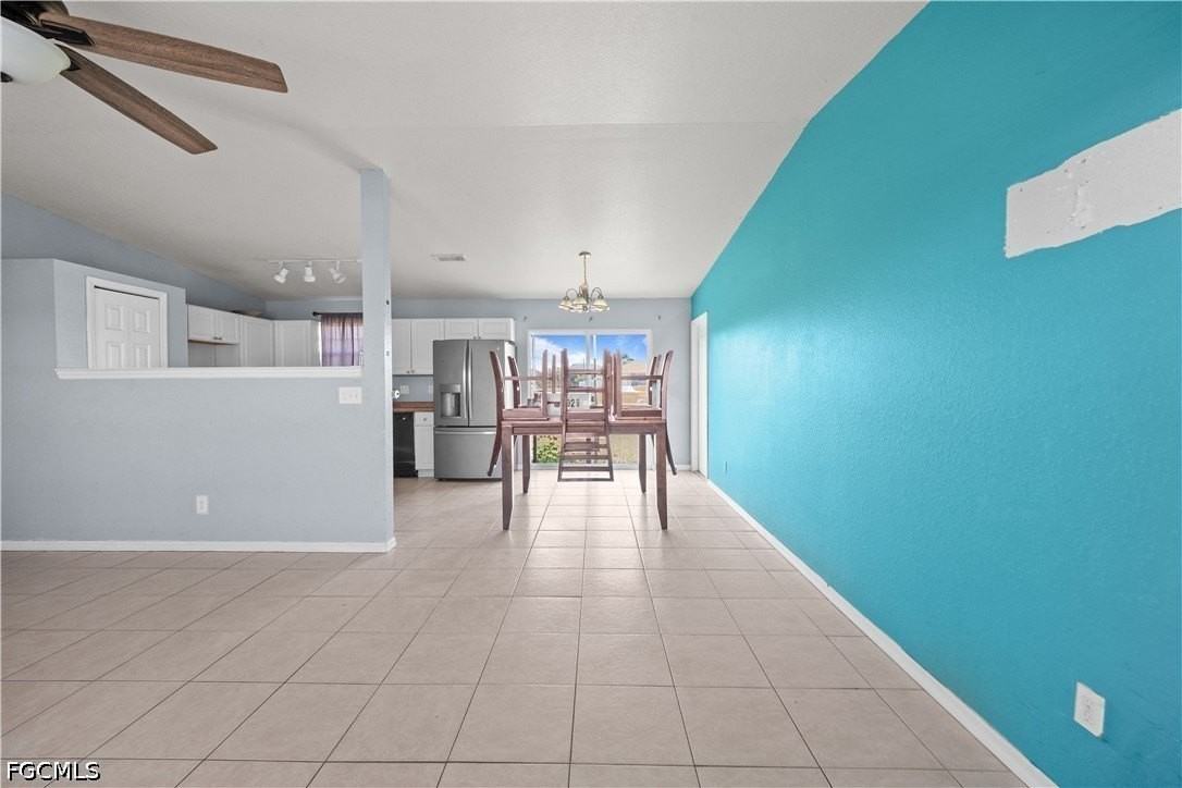 2028 Ne 17th Pl - Photo 4 of 16