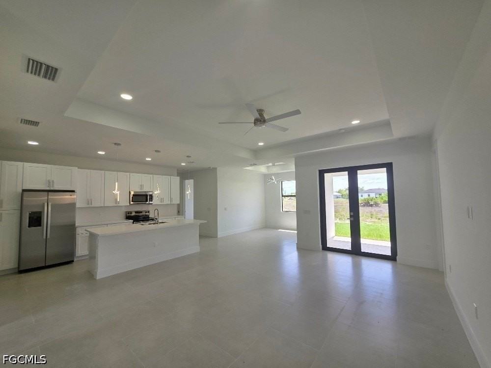 710 Godwid Ave S - Photo 2 of 18