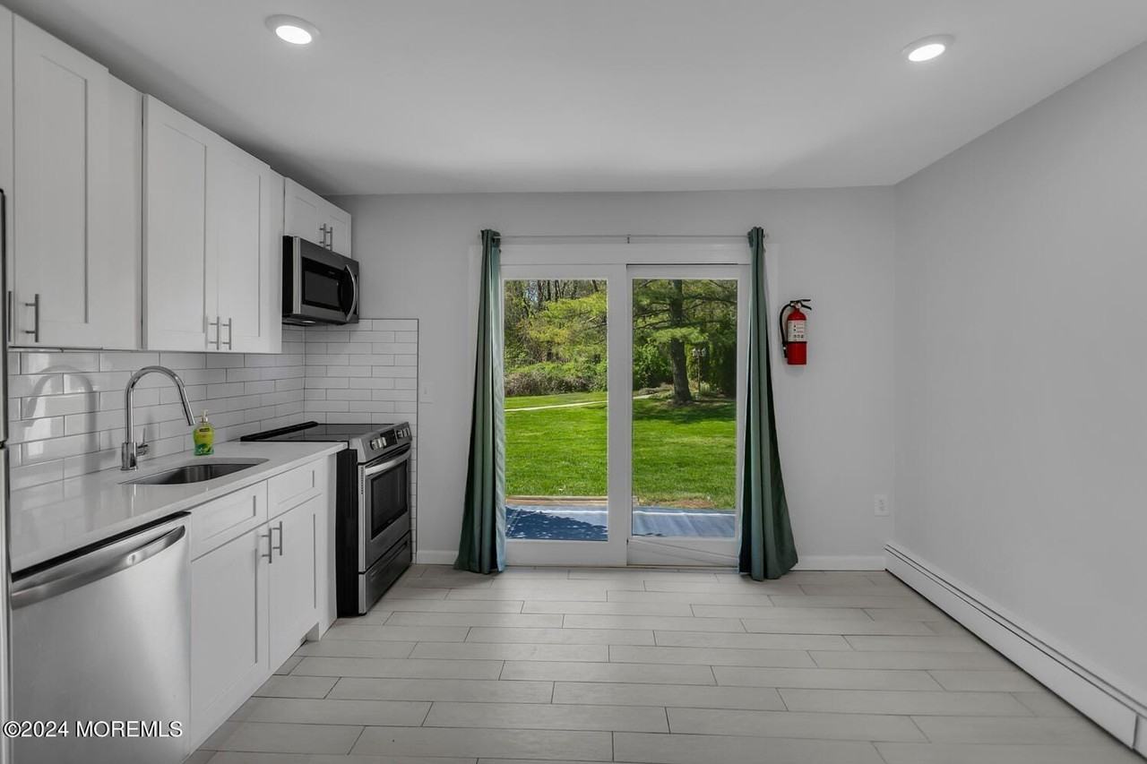 96 East Ave - Photo 4 of 18