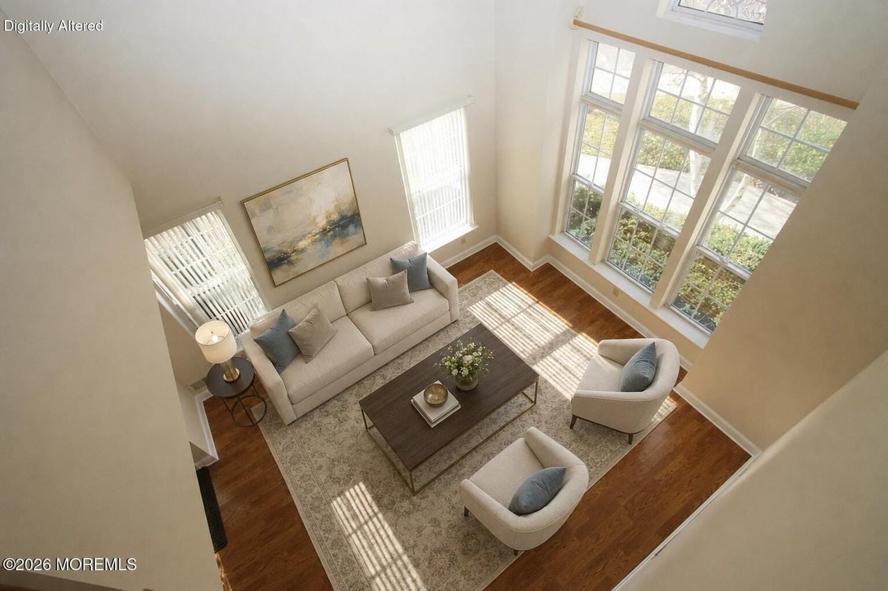 86 Banyan Blvd - Photo 3 of 32