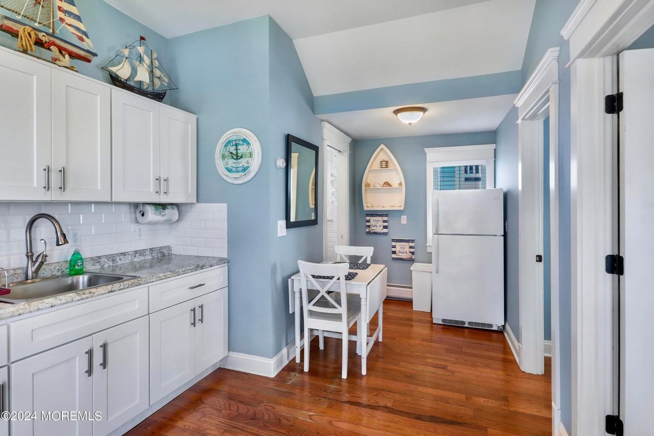 58 5th St - Photo 7 of 37
