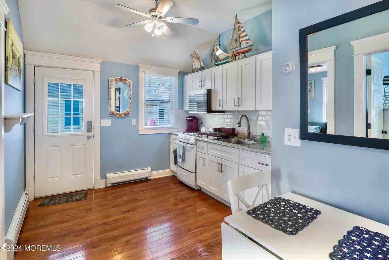 58 5th St - Photo 6 of 37