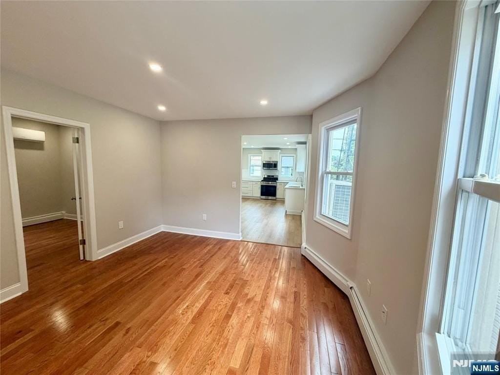 35 Claremont Ave - Photo 6 of 13