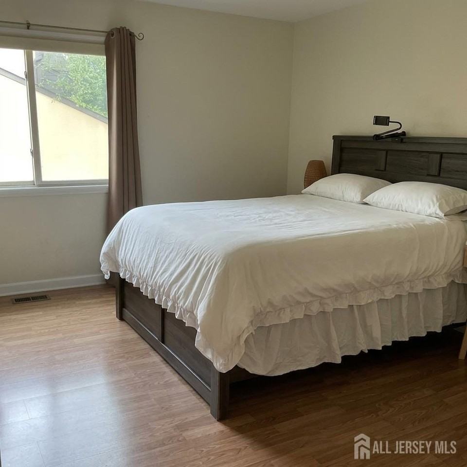 1306 Sayre Dr - Photo 3 of 18