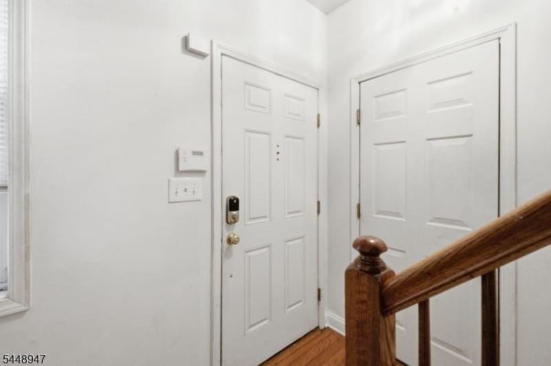 408 Donato Cir - Photo 5 of 32