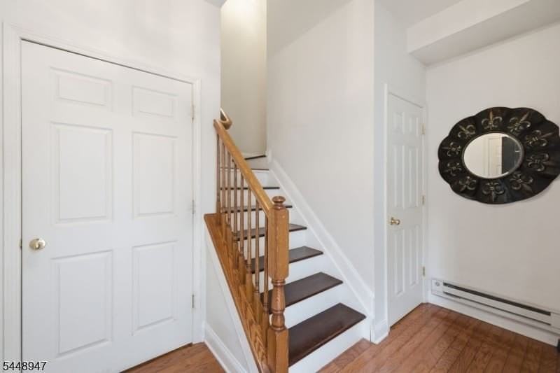408 Donato Cir - Photo 6 of 32