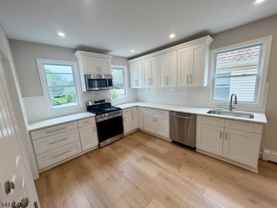 35 Apt2 Claremont Ave - Photo 1 of 1