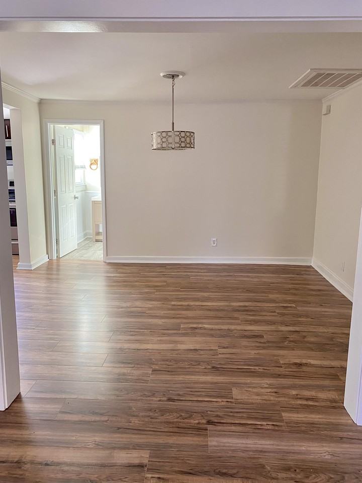 29 Warren Ct #1 - Photo 7 of 16