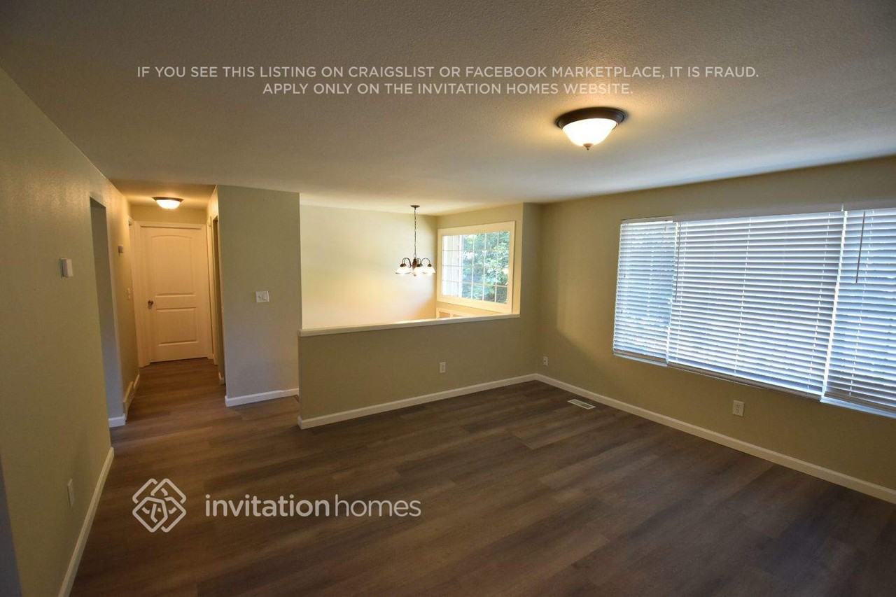 5415 144th Pl Ne - Photo 2 of 9