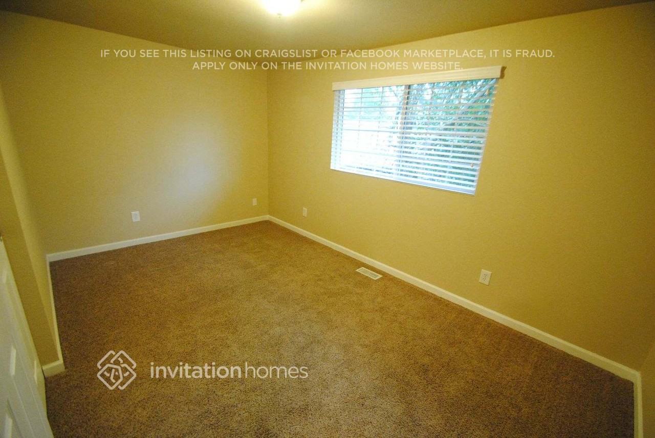 5415 144th Pl Ne - Photo 4 of 9
