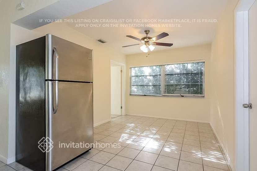 2160 Riviera Dr - Photo 5 of 23