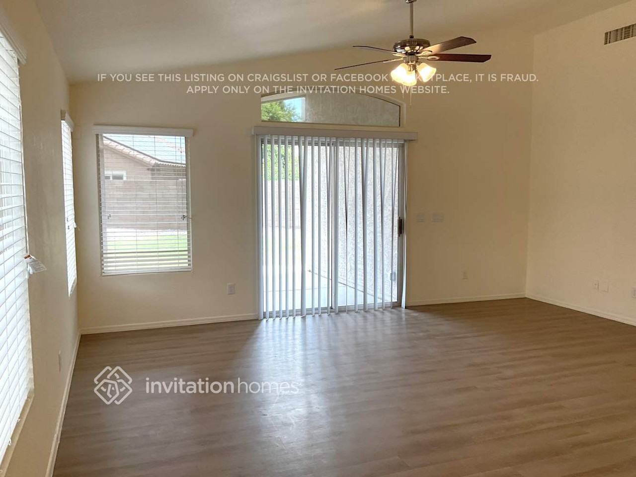 7161 W Pontiac Dr - Photo 3 of 12