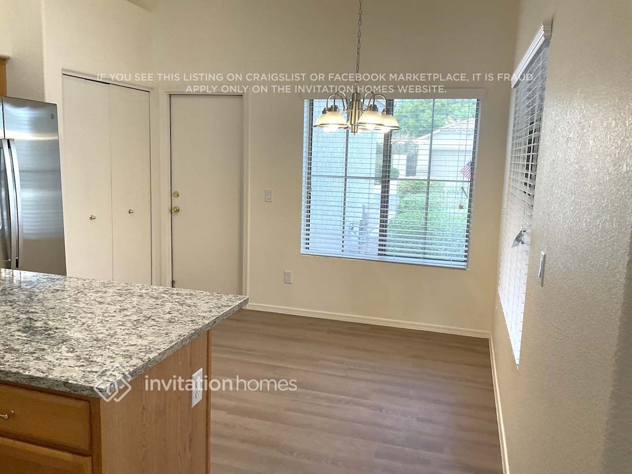 7161 W Pontiac Dr - Photo 6 of 12