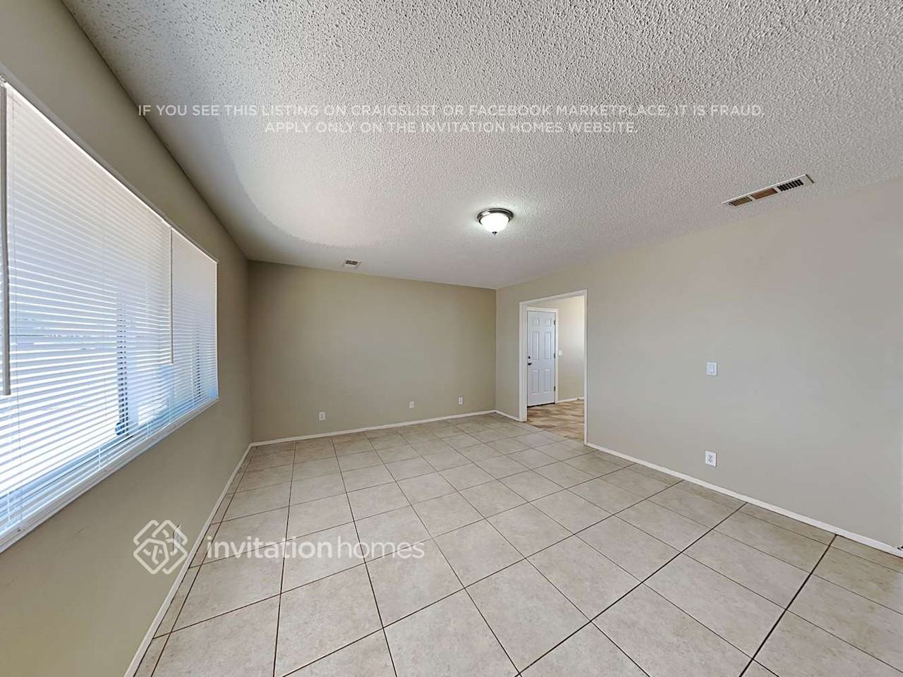 3314 W Aster Dr - Photo 3 of 17
