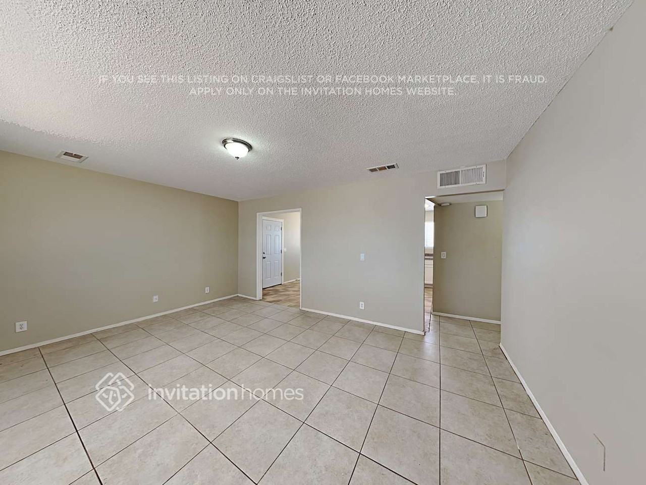3314 W Aster Dr - Photo 4 of 17