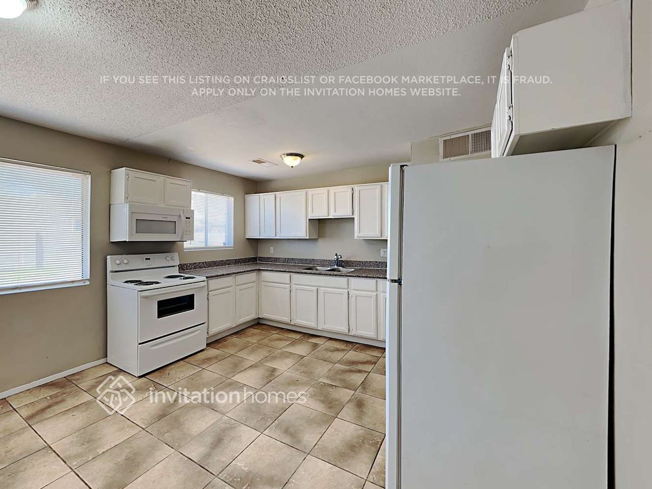 3314 W Aster Dr - Photo 6 of 17