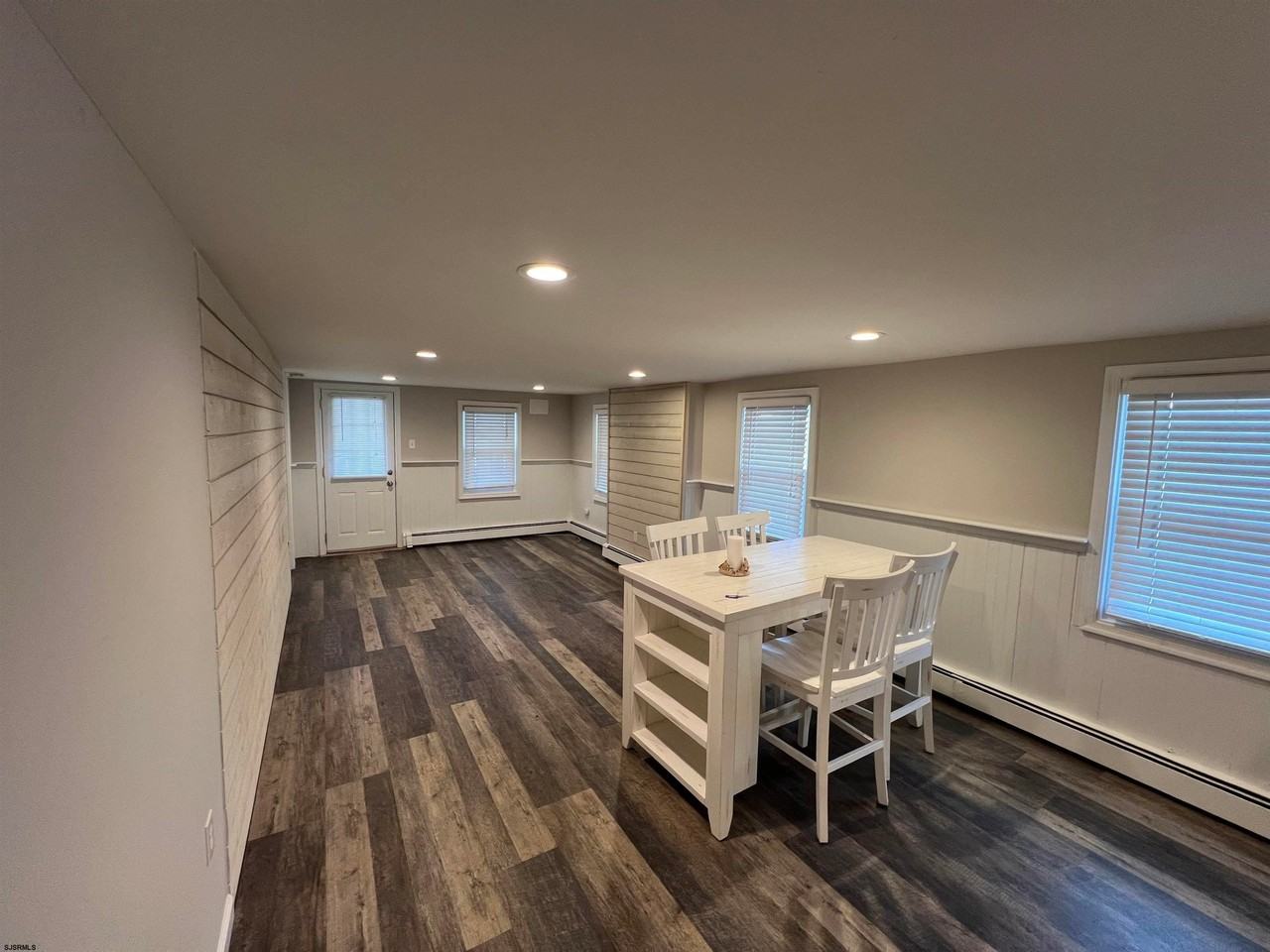 101 Atlantic Ave - Photo 2 of 21