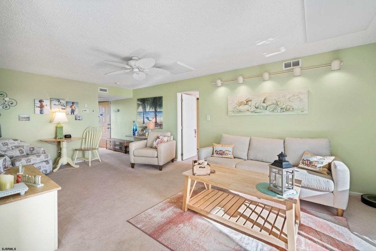 4600 W Brigantine Ave - Photo 4 of 27