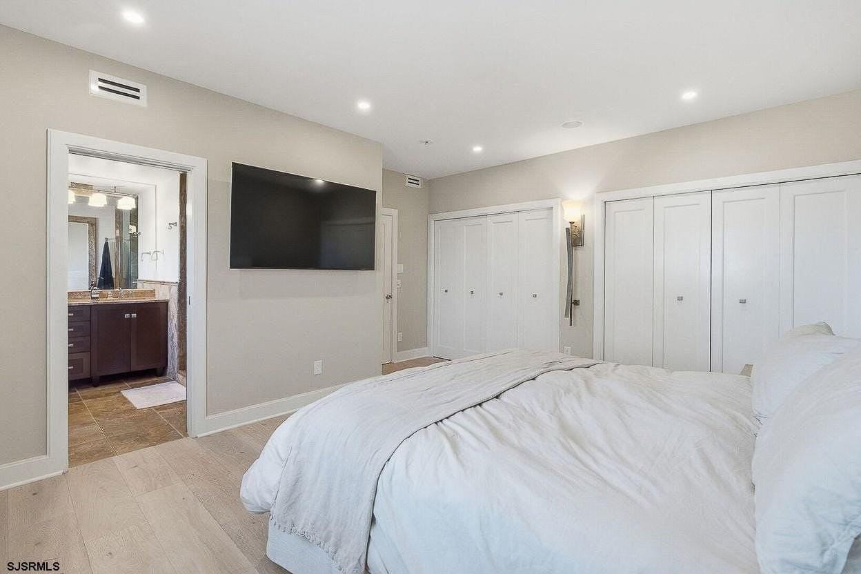 9220 Atlantic Ave - Photo 7 of 14