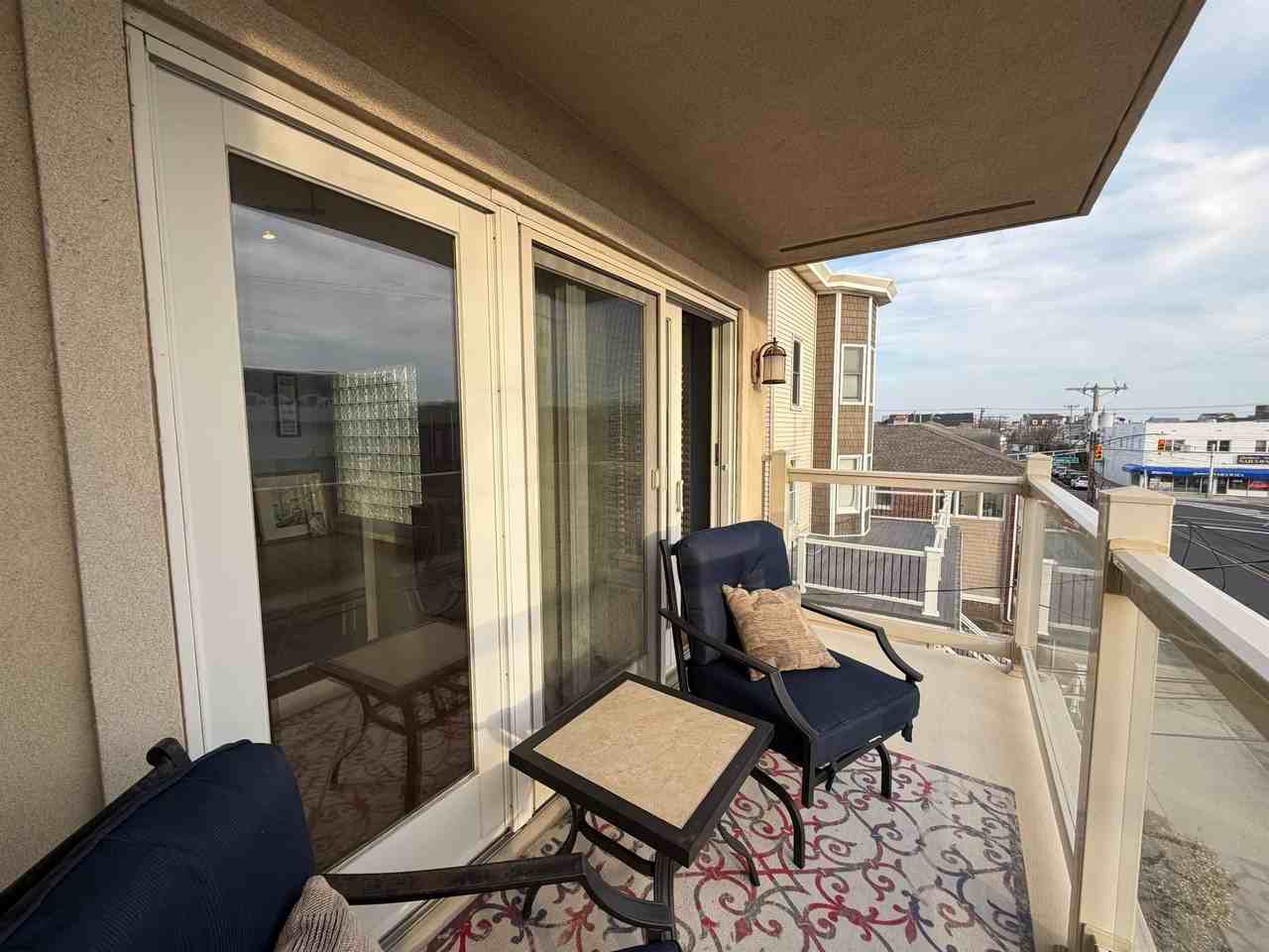 5 N New Haven Ave - Photo 4 of 12