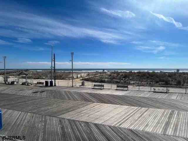 3501 Boardwalk - Photo 2 of 8