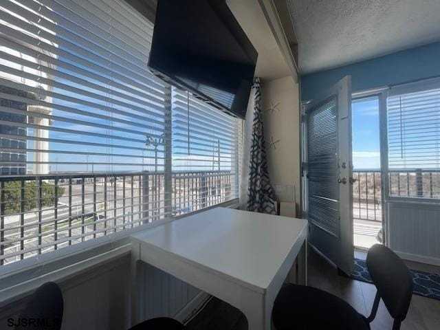 3501 Boardwalk - Photo 7 of 8