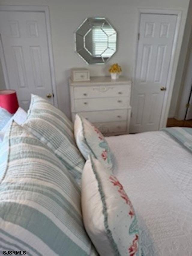 131 N Yarmouth Ave - Photo 2 of 18