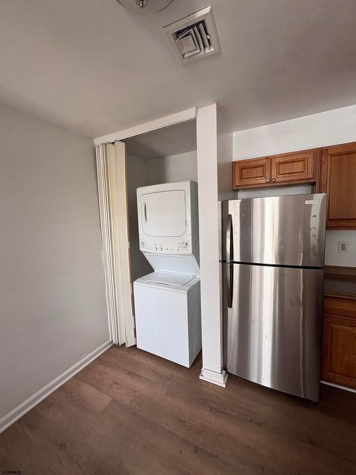 700 N Franklin Blvd - Photo 4 of 9