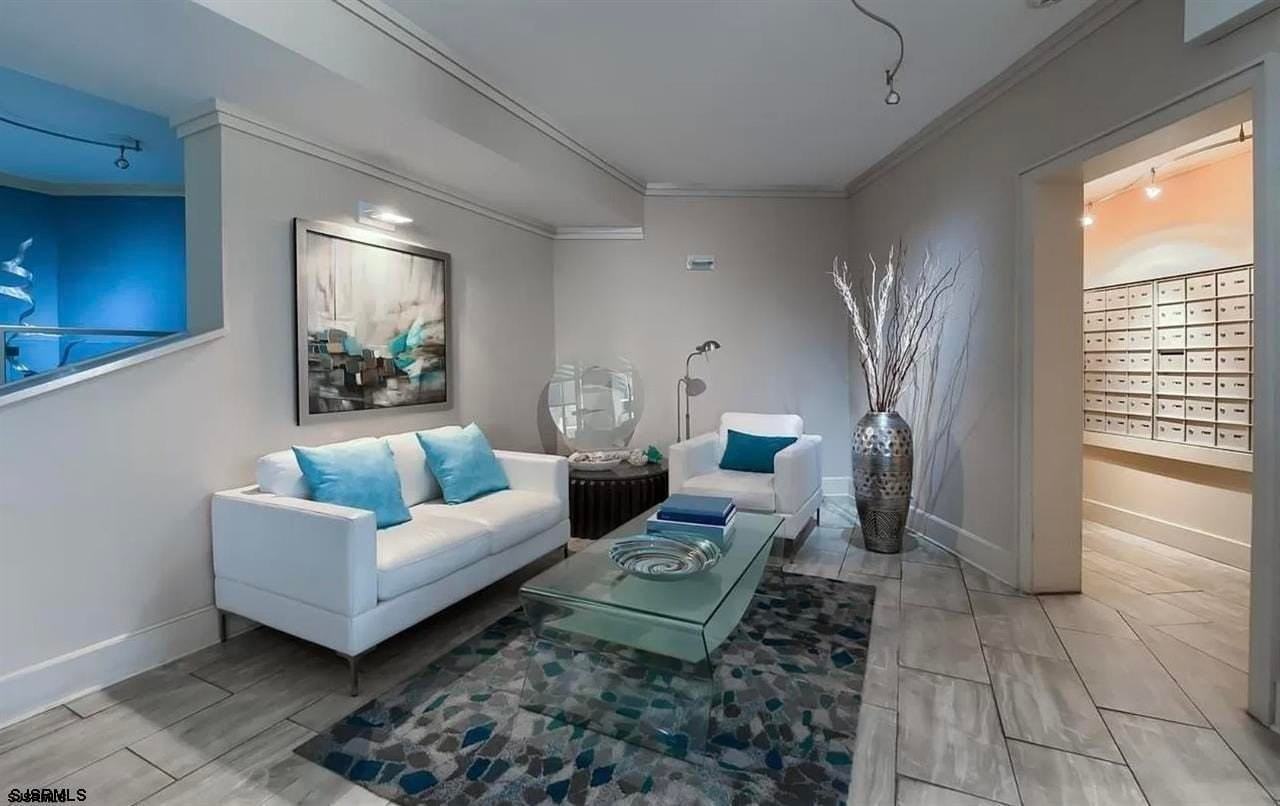 2700 Atlantic Ave - Photo 4 of 31