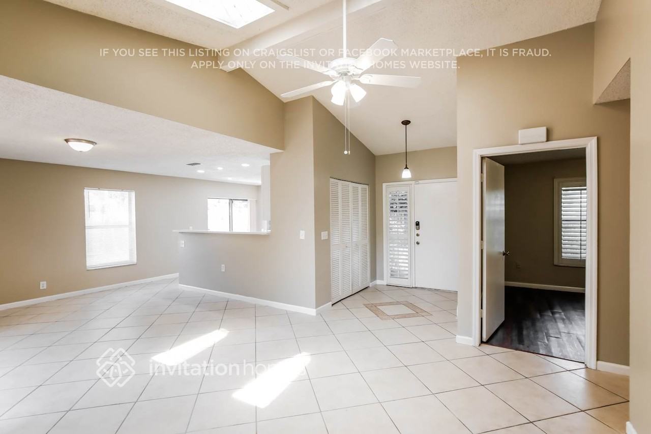 39 Forest Cir - Photo 6 of 17